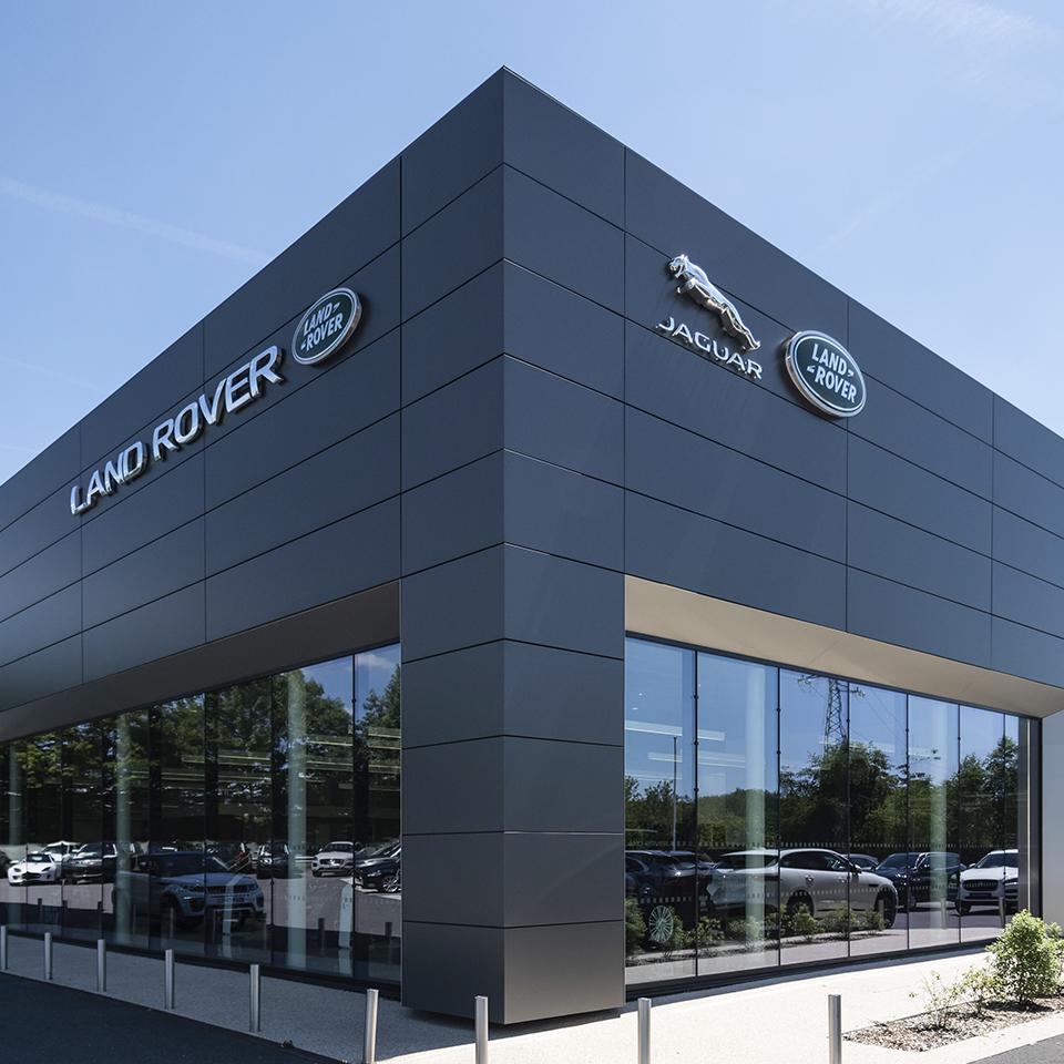 Величественные логотипы Jaguar Land Rover от Visotec 