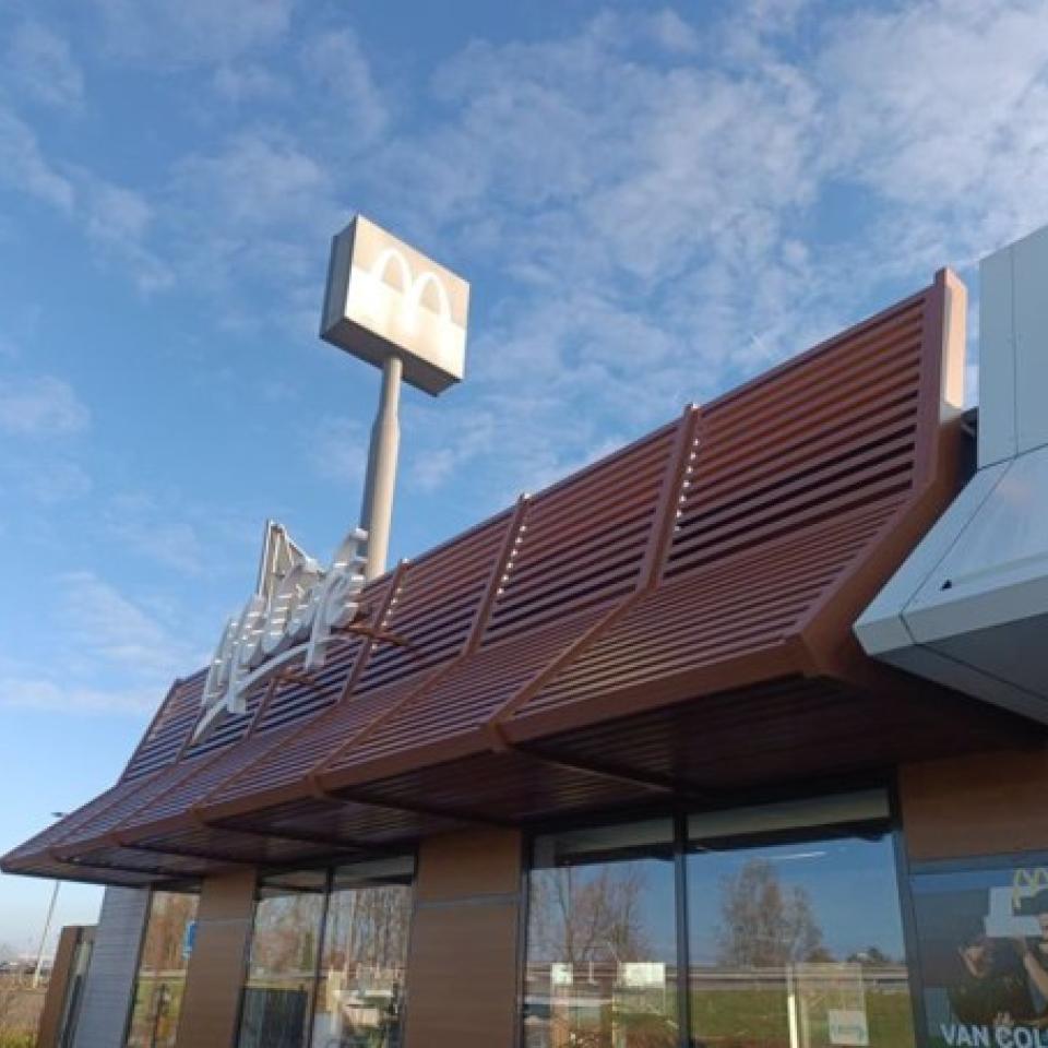 FRANKERICH - Ein neues Gesicht für das McDonald's-Restaurant in Sassenheim