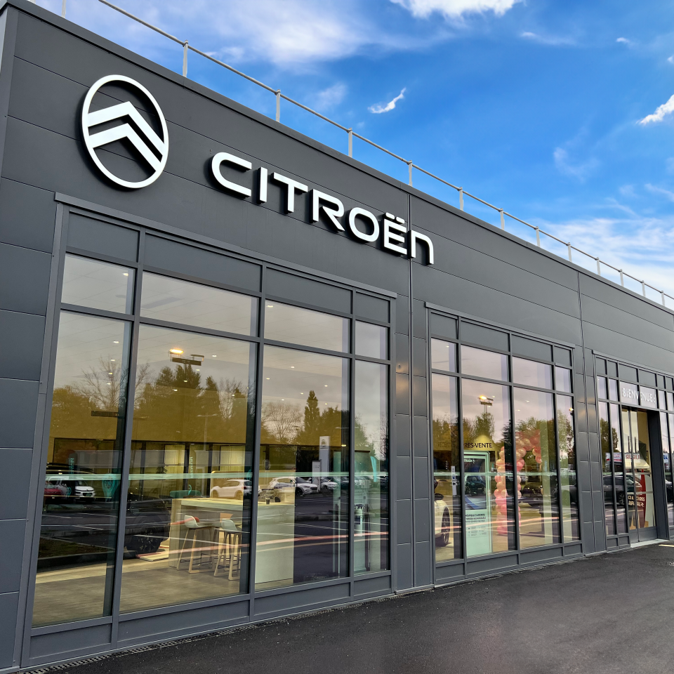 Visotec continues to help Citroën roll out its new brand image