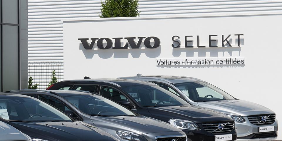 Volvo zoning signage deployed by Visotec 