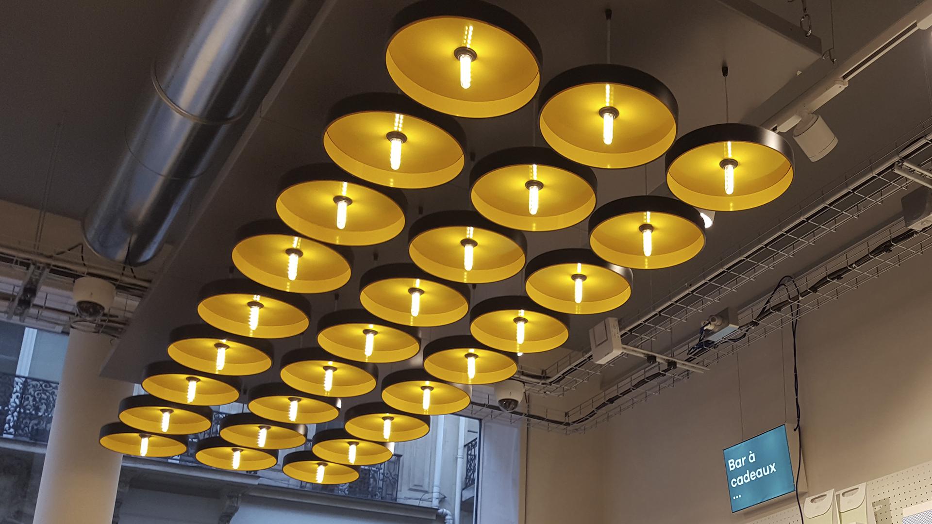 Soluciones de iluminación a medida luminaria creativa por Visotec